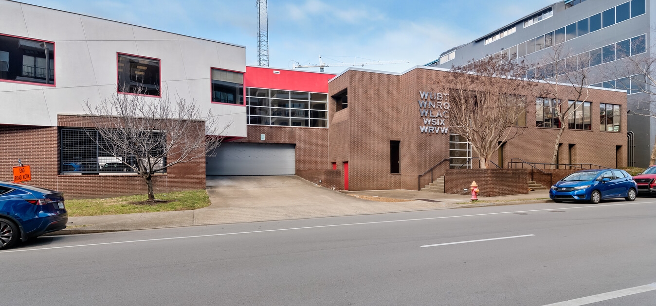 iheart radio building